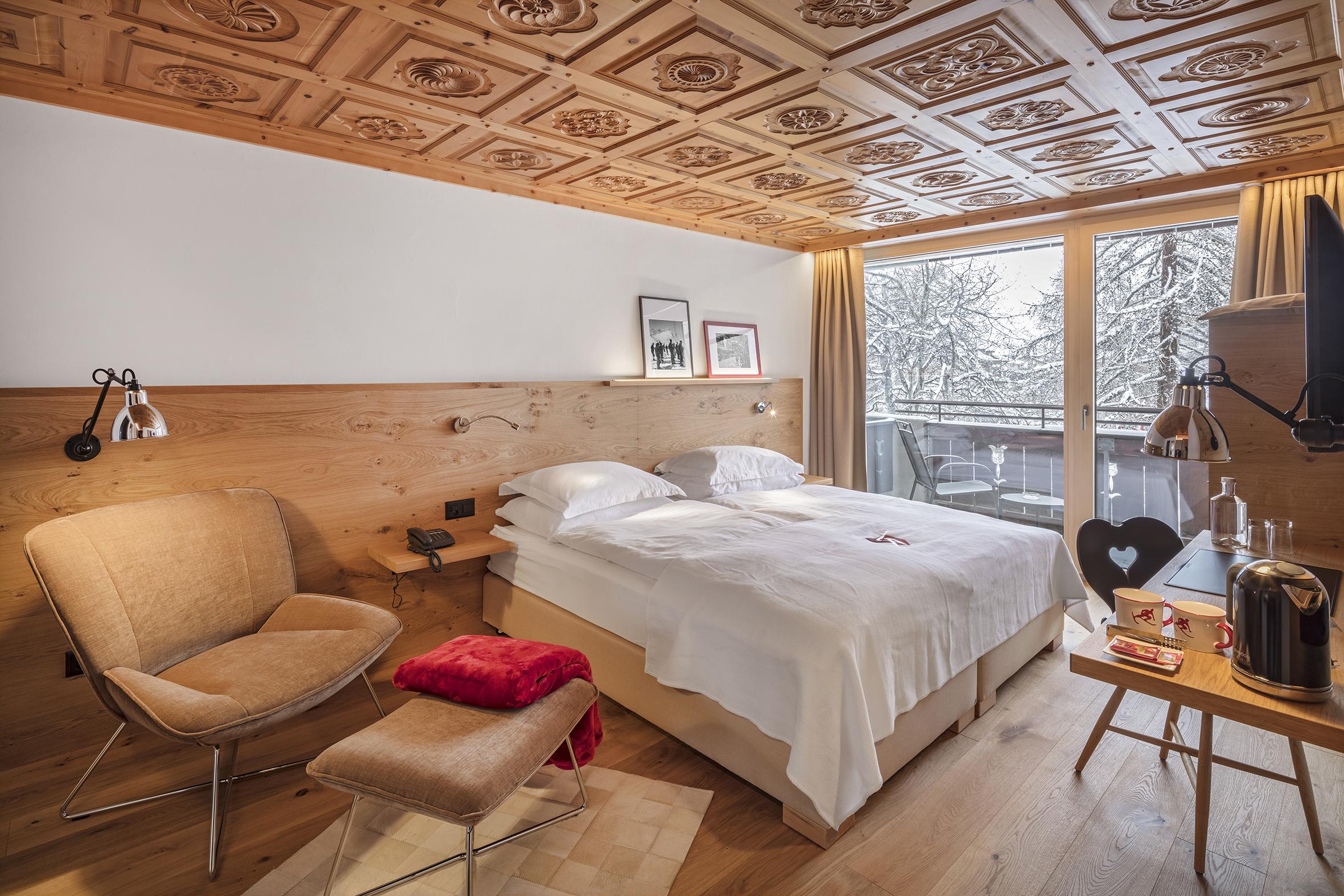 Swiss Alpine Hotel Allalin Zermatt Bagian luar foto