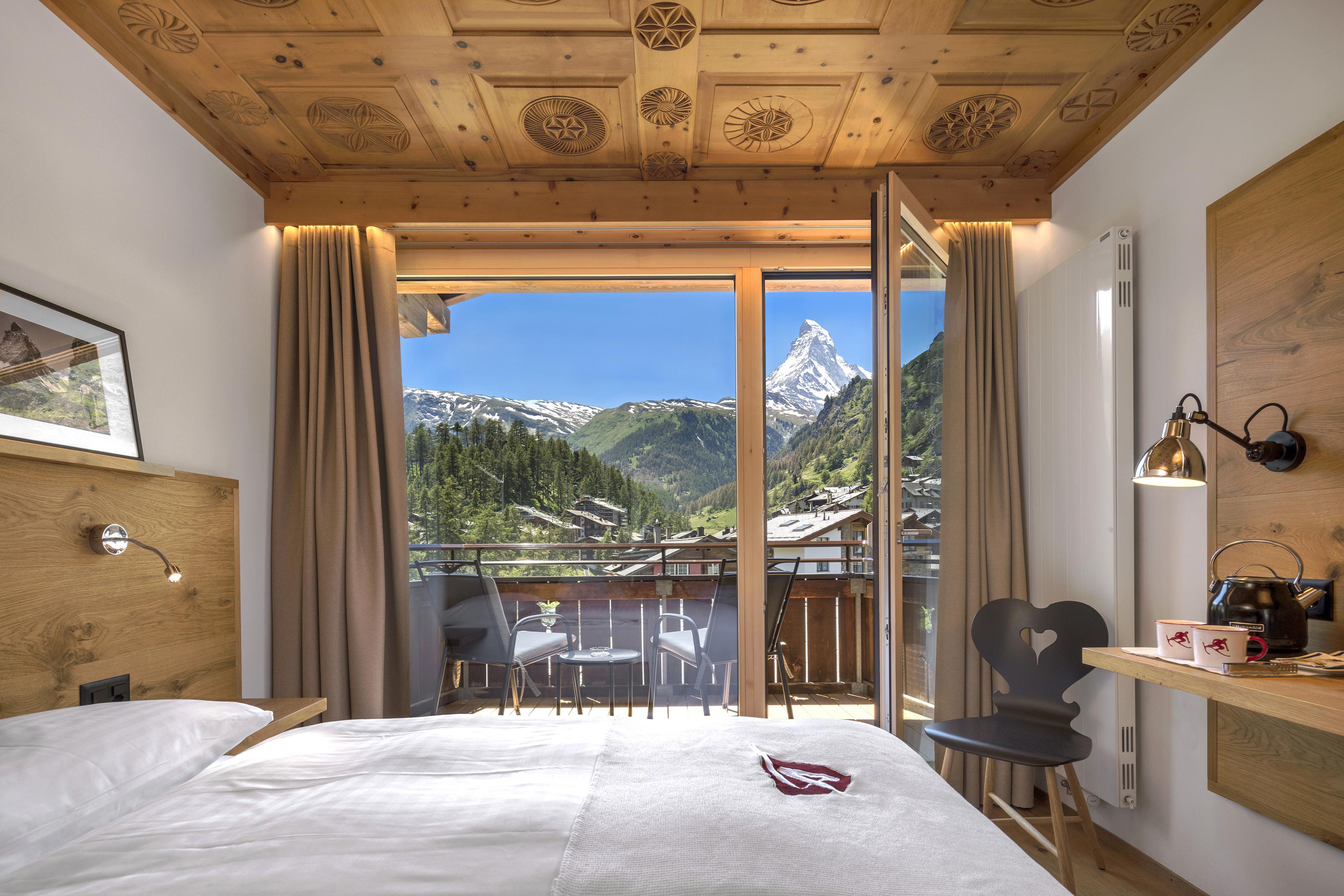 Swiss Alpine Hotel Allalin Zermatt Bagian luar foto