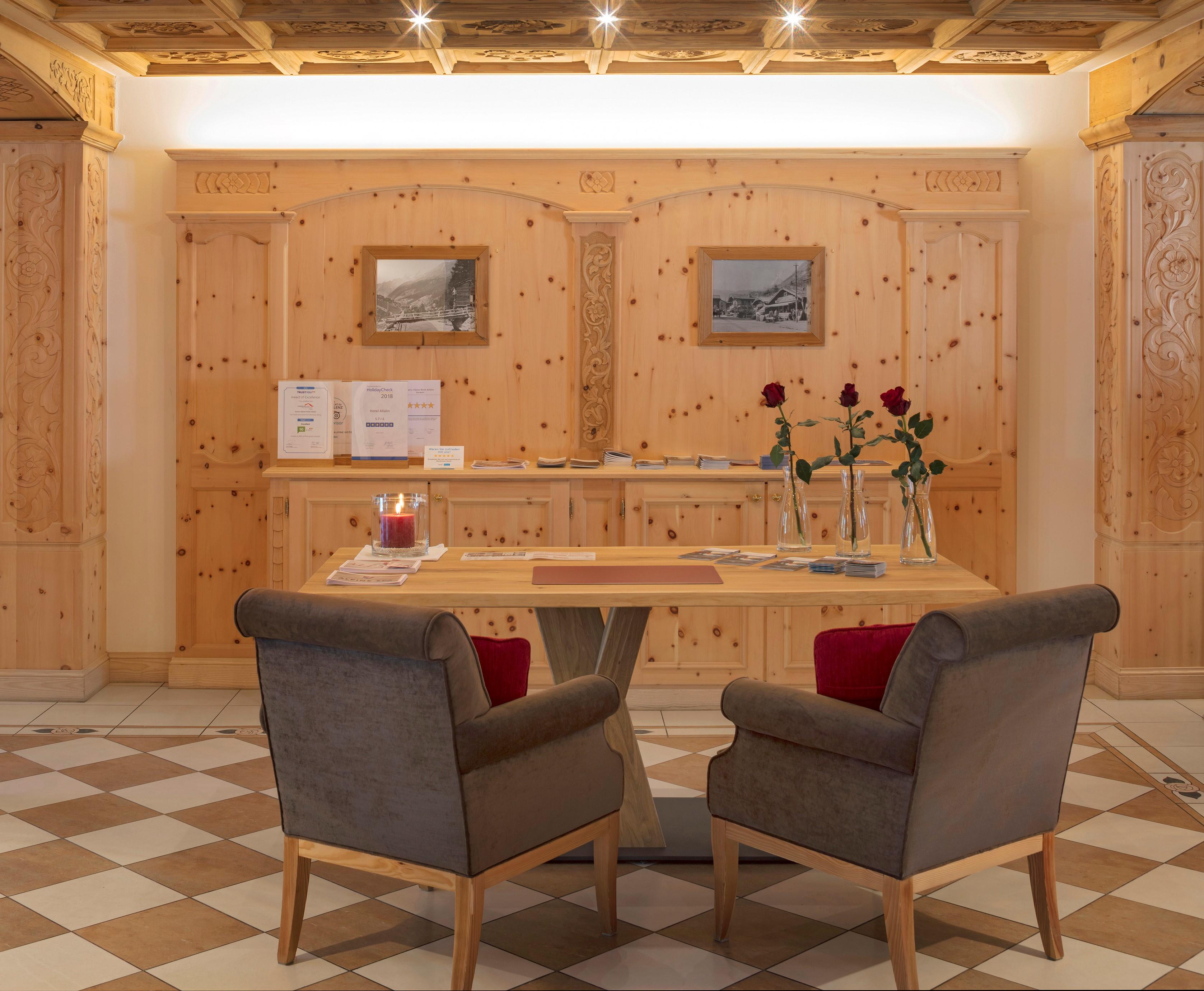 Swiss Alpine Hotel Allalin Zermatt Bagian luar foto