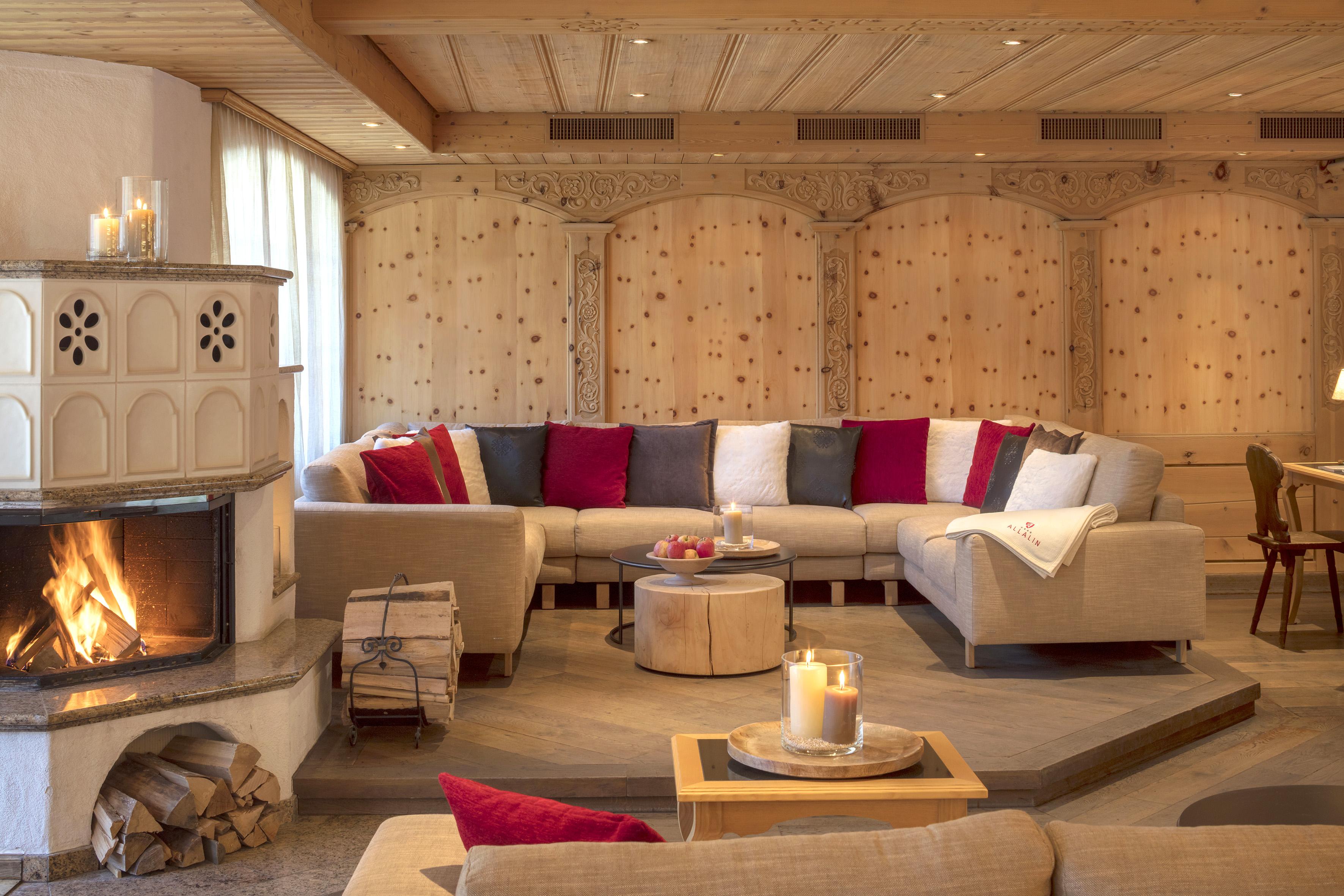 Swiss Alpine Hotel Allalin Zermatt Bagian luar foto