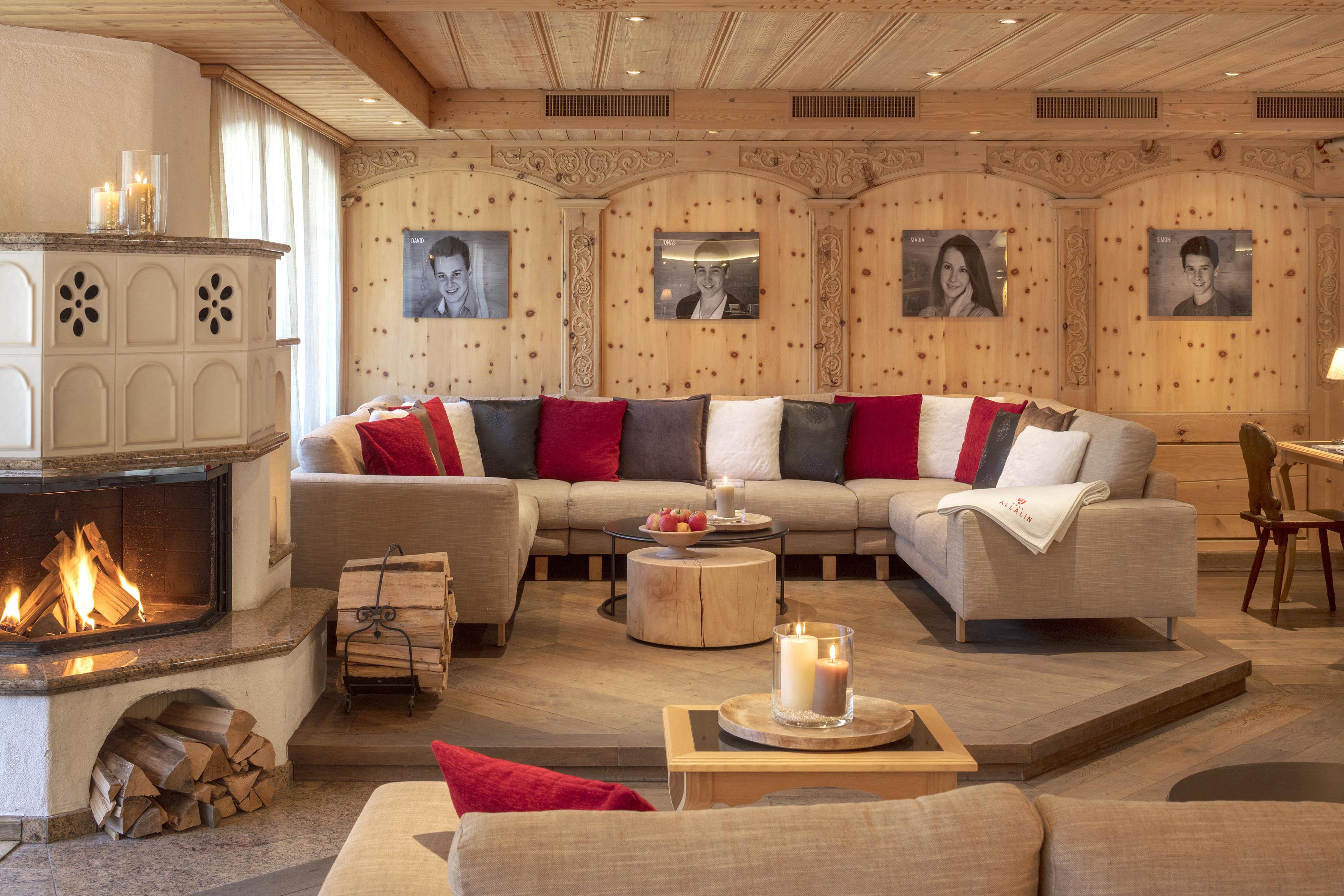 Swiss Alpine Hotel Allalin Zermatt Bagian luar foto