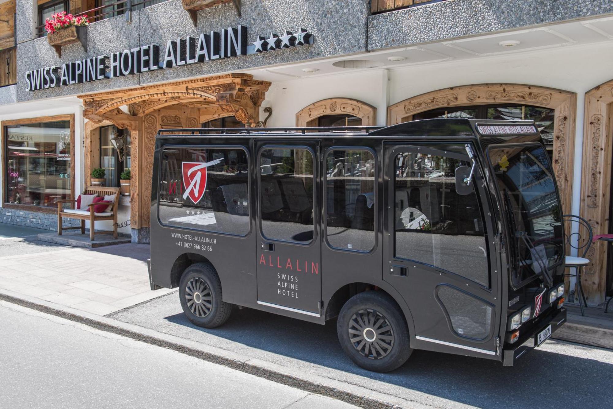 Swiss Alpine Hotel Allalin Zermatt Bagian luar foto