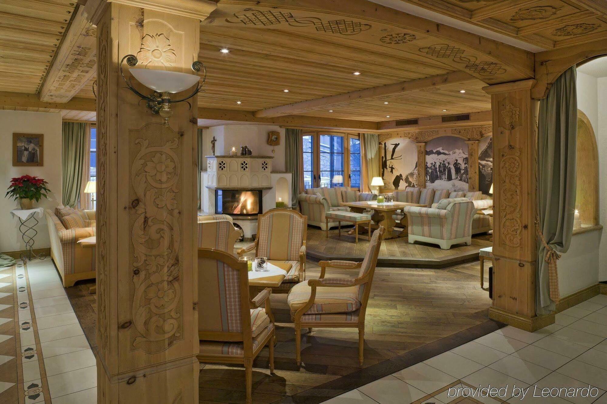 Swiss Alpine Hotel Allalin Zermatt Bagian luar foto